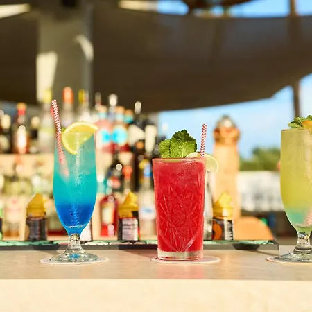 Papagayo Beach Hotel (Adults Only)-3