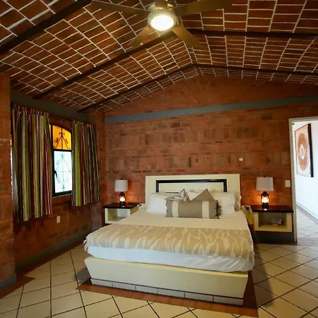 Mama Chuy Hotel&Villas Ajijic-3