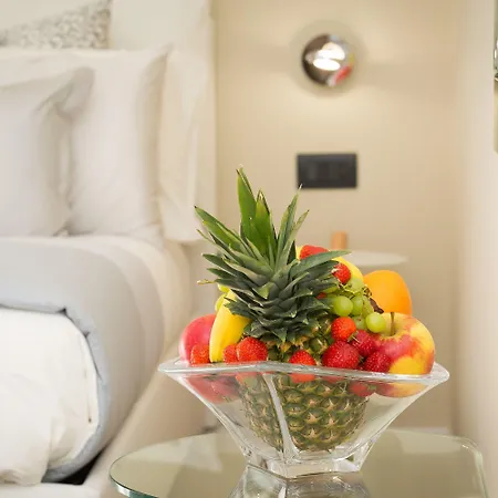126 Gracchi Suites-2