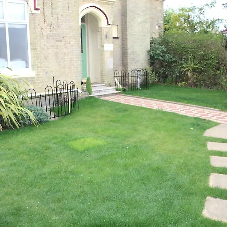 The Kenbury B&B-2