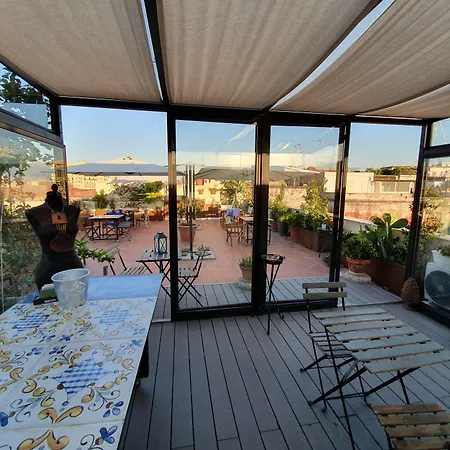 The Spanish Palace, Suites, Rooms, Apartments & Terraces-2