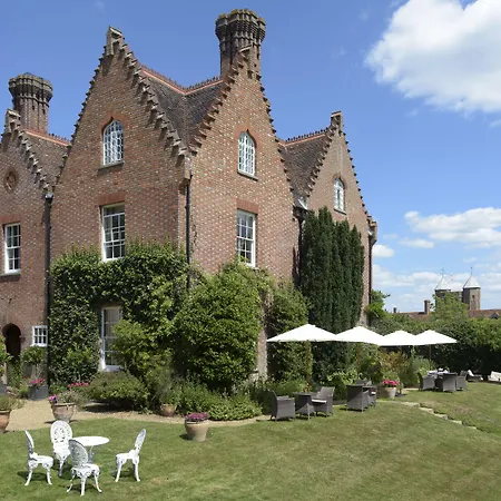 Sissinghurst Castle Farmhouse-3