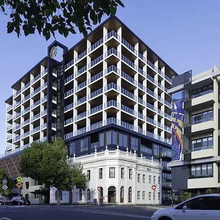 Oaks R Suites Geelong-3