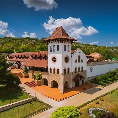 Chateau Purcari-2