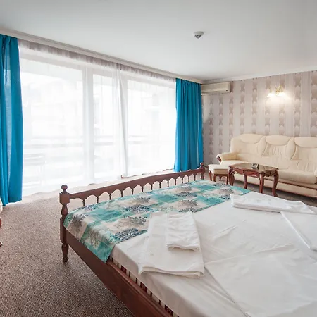 Mercury Hotel-3