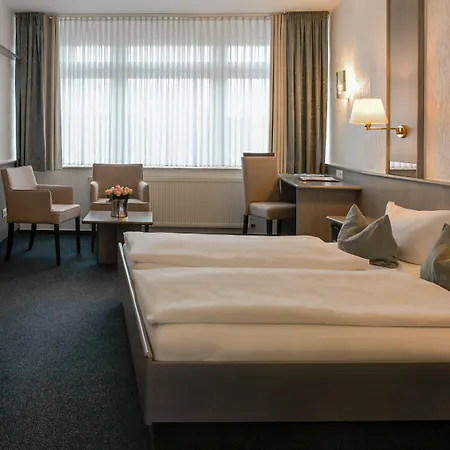 Hotel am Wasserfall-2