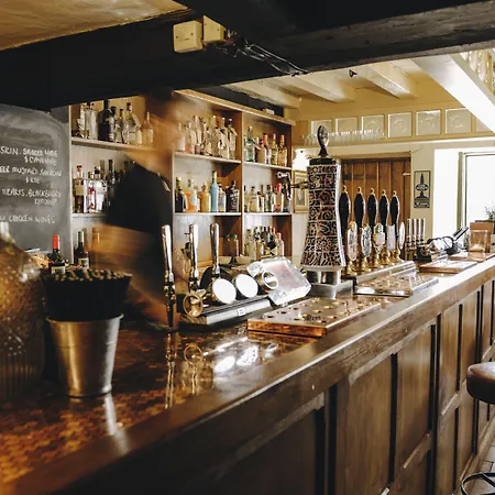 The Gin Trap Inn-3