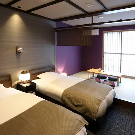 Hanaakari-2