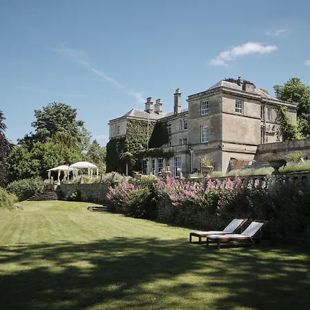 Burleigh Court Hotel-2