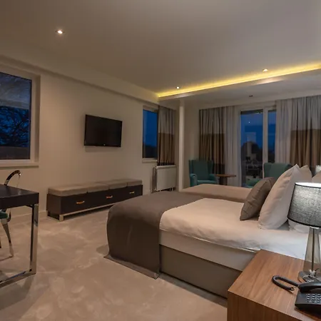 Hotel Abc-3
