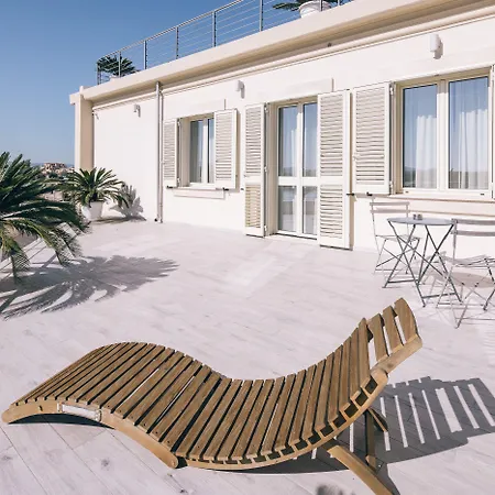 La Promenade Rooms & Suites-2