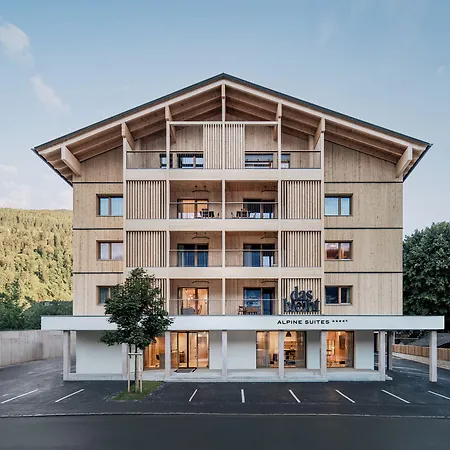 das bleibt Alpine Suites family&sports hotel-3