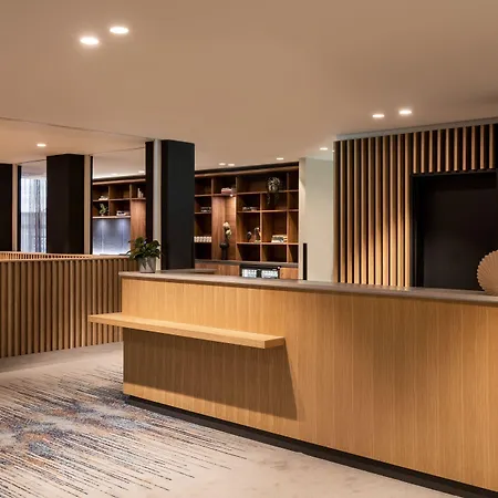 Courtyard By Marriott Glasgow Sec-2