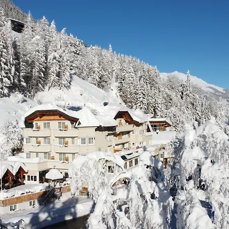 Hotel Höllroah-3