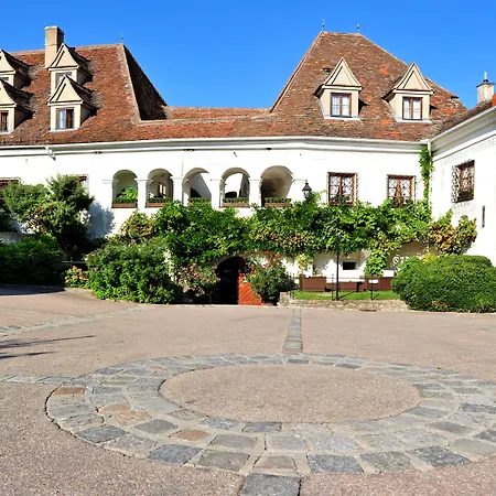 Renaissancehotel Raffelsberger Hof B&B-2