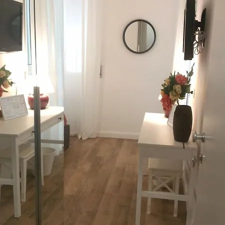 Garden House - Luxury Guest House - Self Check-In Only-2