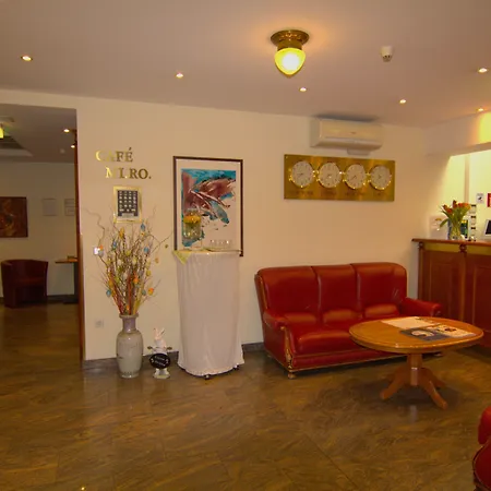Suite Hotel 900 m zur Oper-2