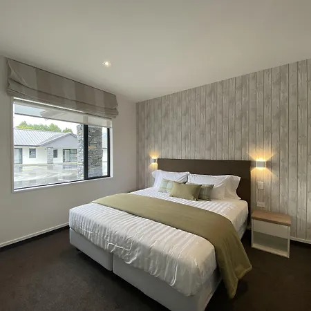 Grand Suites Murchison-3