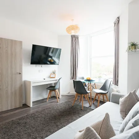 Prime Suites Lytham-3