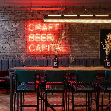 Brewdog Doghouse Edinburgh-3