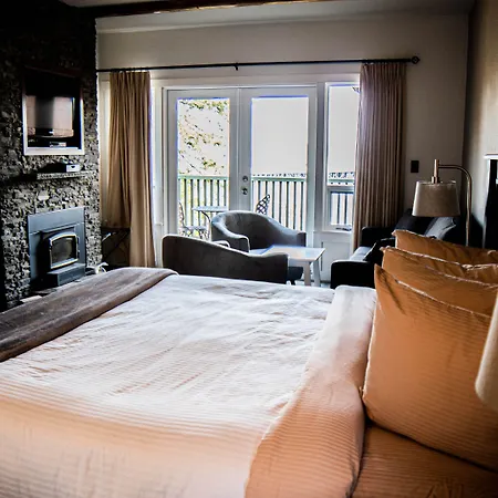 Galiano Oceanfront Inn & Spa-3