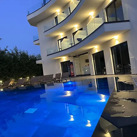 Blue Eye Hotel-2