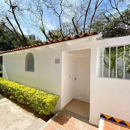Hotel Cala Blanca Cuernavaca-3