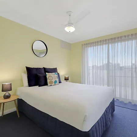 Hamilton Townhouse Motel-2