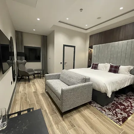 Tynecastle Park Hotel-3