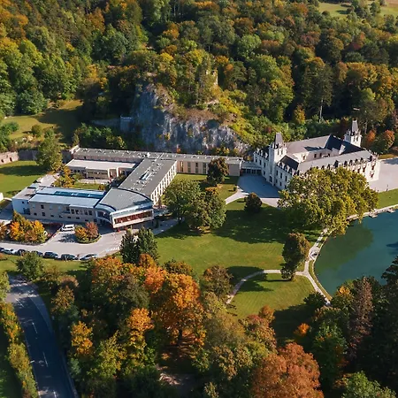 Hotel Schloss Hernstein-2
