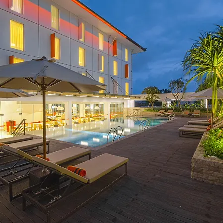 HARRIS Hotel&Conventions Denpasar Bali-2