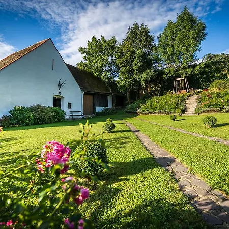 Boutique-Hotel Alter Gerichtshof-3