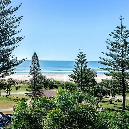 Mantra Coolangatta Beach-3