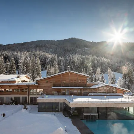 Alpine Nature Hotel Stoll-2