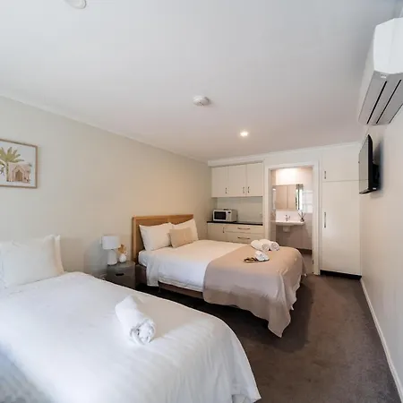 The Gatta Inn-3