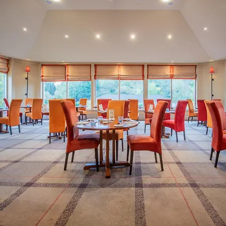Metropole Hotel And Spa-2