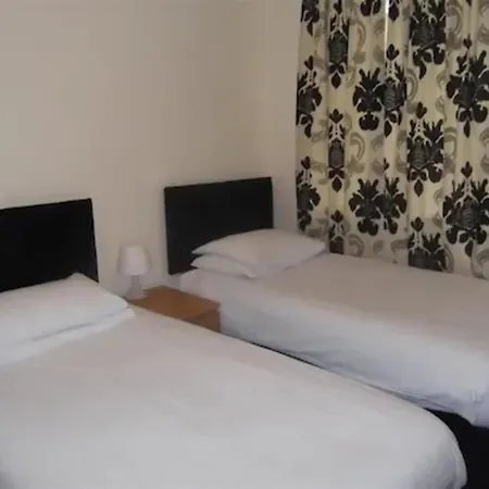 Esplanade Hotel - Clacton On Sea, Beachfront Hotel By Oyo-2