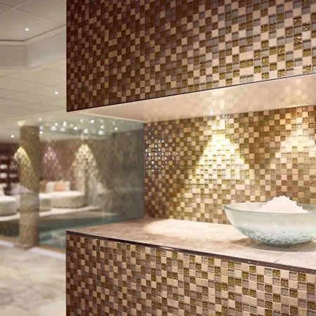 Van Der Valk Palace Hotel Noordwijk-3