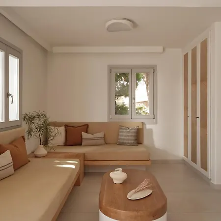 Andronikos Hotel (Adults Only)-3
