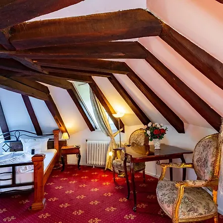 Hotel Burg Trendelburg-2