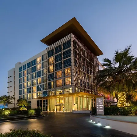 Yas Plaza Circuit By Ihg-3