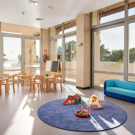 Valamar Meteor Hotel-3