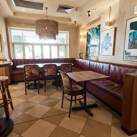 Coogee Bay Boutique Hotel-3