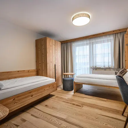 Hotel Zauchenseehof-2