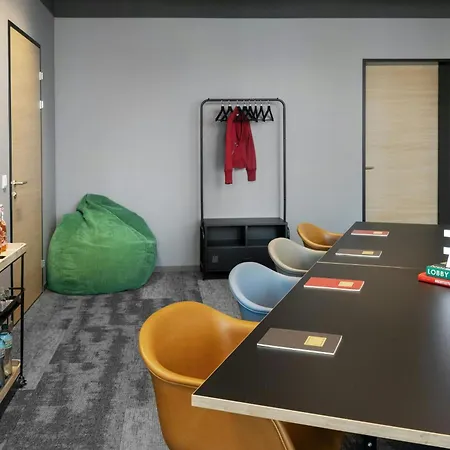 Moxy Zurich-2