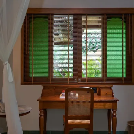 Tandjung Sari Hotel-2