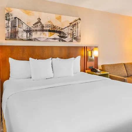 Comfort Inn Hamilton - Stoney Creek-2