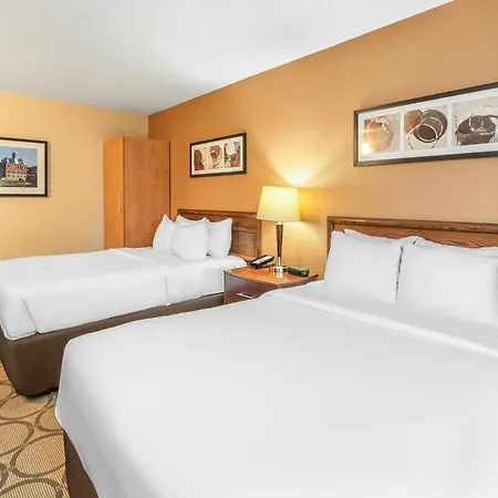 Comfort Inn Pembroke-2