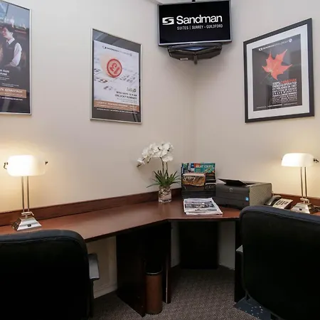 Sandman Signature Surrey-Guildford Suites-2