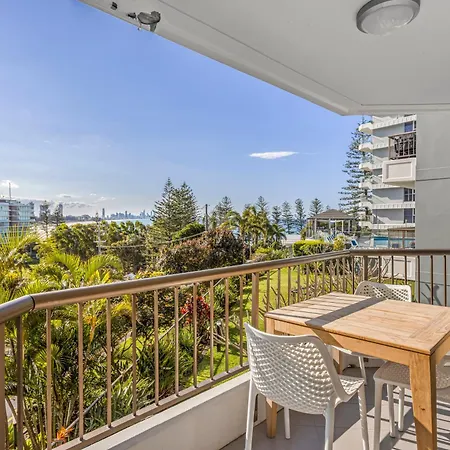 Gemini Court Holiday Apartments-3